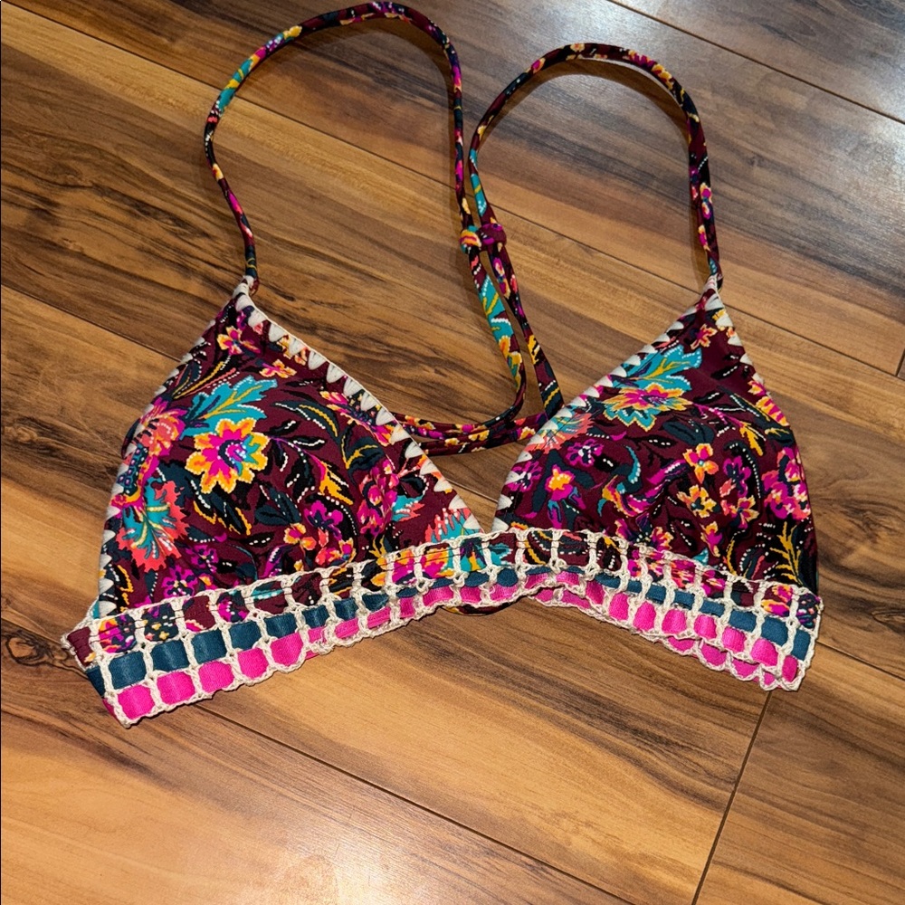 Xhilaration Multicolor Floral Bikini Top